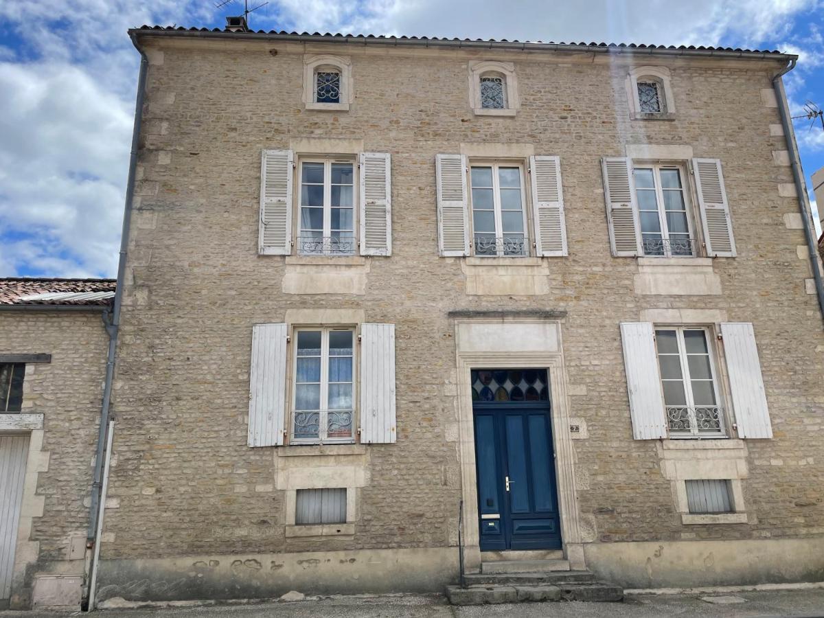 Maison De Vacances Familiale Au Coeur Du Marais Poitevin Maillezais Екстериор снимка